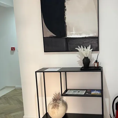 Stella's Beachfront شقة فندقية