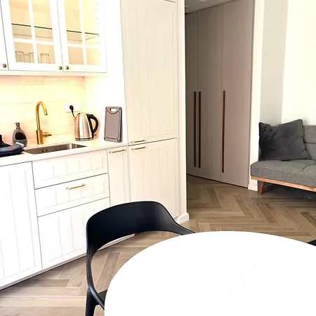 Stella's Beachfront - - Free Parking 3* Split