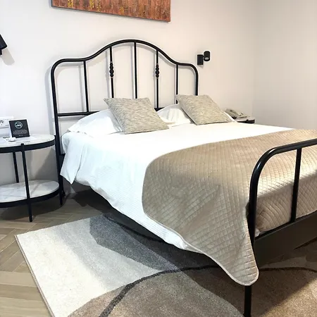 شقة فندقية Stella's Beachfront سبليت