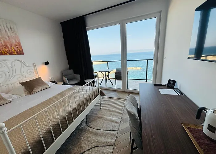 Appart hôtel Stella's Beachfront 3*