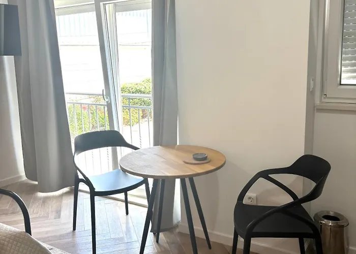 Stella's Beachfront Appart hôtel