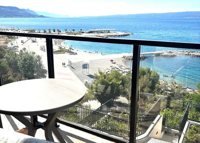 Stella's Beachfront