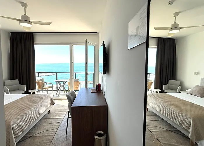 Stella's Beachfront