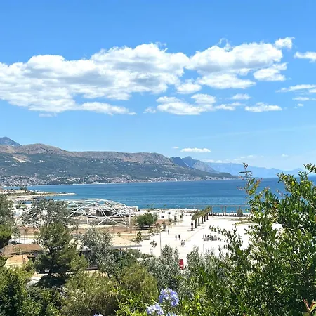 Ξενοδοχείο με διαμερίσματα Stella's Beachfront Σπλιτ