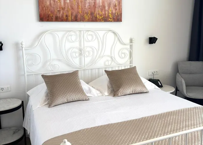 Stella's Beachfront 3*