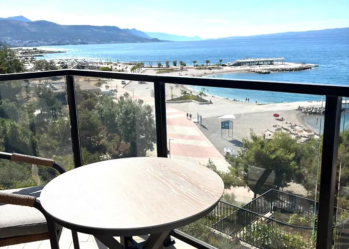 Ξενοδοχείο με διαμερίσματα Stella's Beachfront Σπλιτ