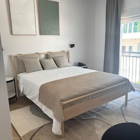 Stella's Beachfront 3*