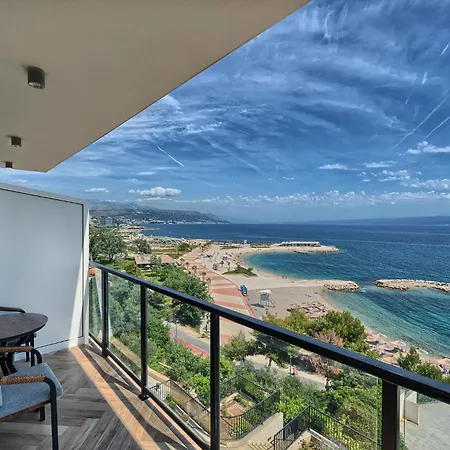 Aparthotel Stella's Beachfront - - Free Parking Split