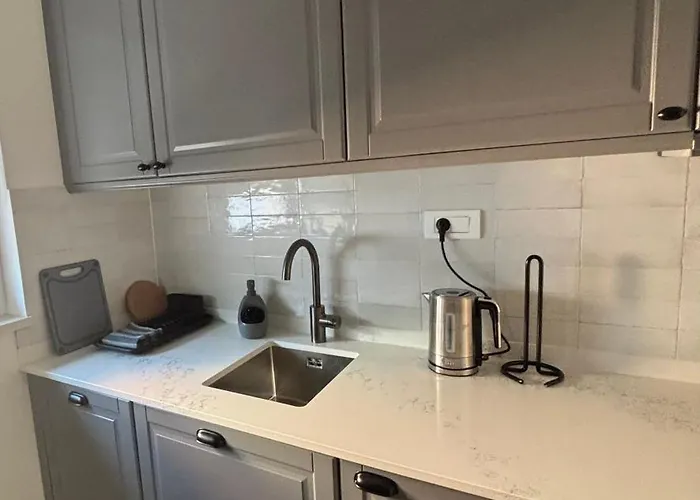 Ξενοδοχείο με διαμερίσματα Stella's Beachfront Σπλιτ