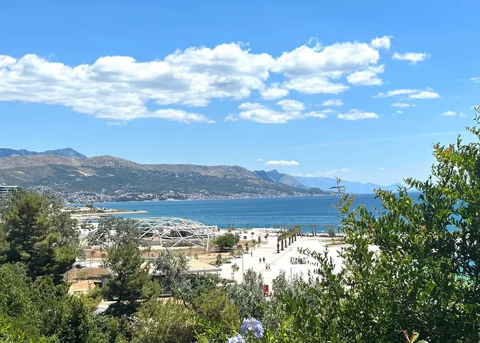 Ξενοδοχείο με διαμερίσματα Stella's Beachfront Σπλιτ