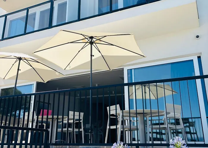 Stella's Beachfront Ξενοδοχείο με διαμερίσματα Σπλιτ