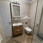 شقة فندقية Stella's Beachfront - - Free Parking