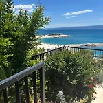 Stella's Beachfront - - Free Parking شقة فندقية 3*