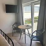 Stella's Beachfront - - Free Parking 3*