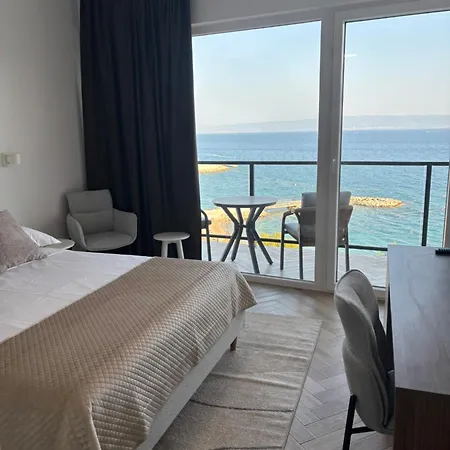 Stella's Beachfront - - Free Parking 3* Spalato