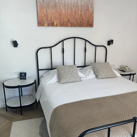 Stella's Beachfront - - Free Parking 3* Spalato